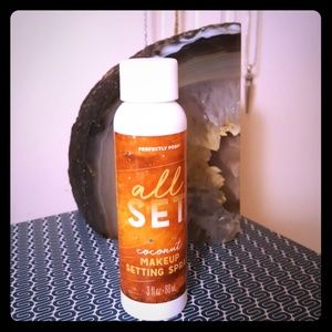 All Set  - Coconut Makeup Setting Spray